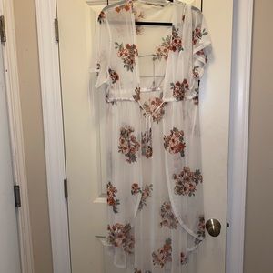 Kimono, Sheer white and floral short sleeve long